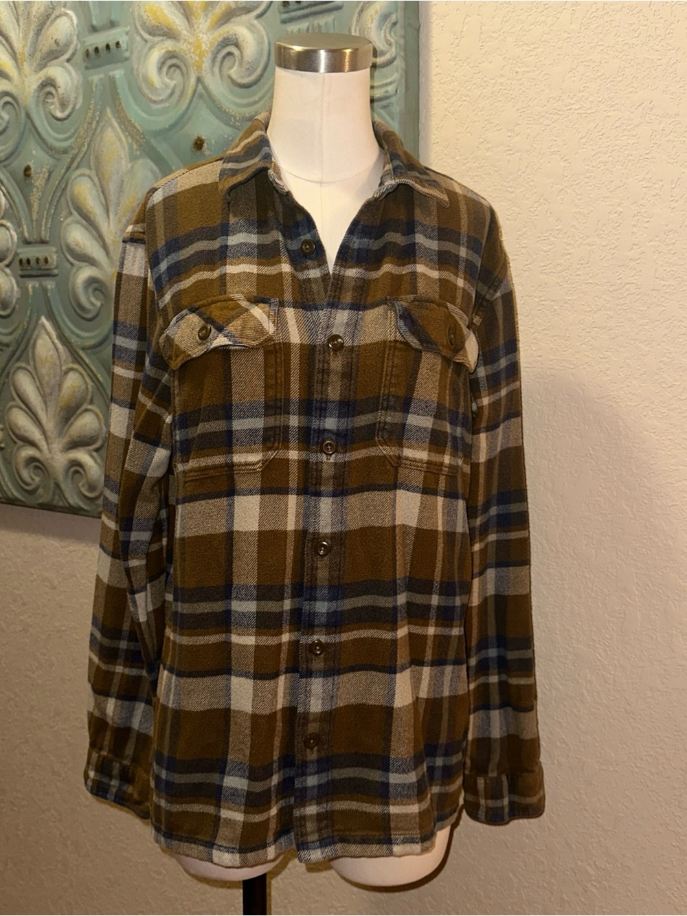 Patagonia Mens Small Fjord Flannel Shirt Brown Blue Plaid Organic Cotton Outdoor